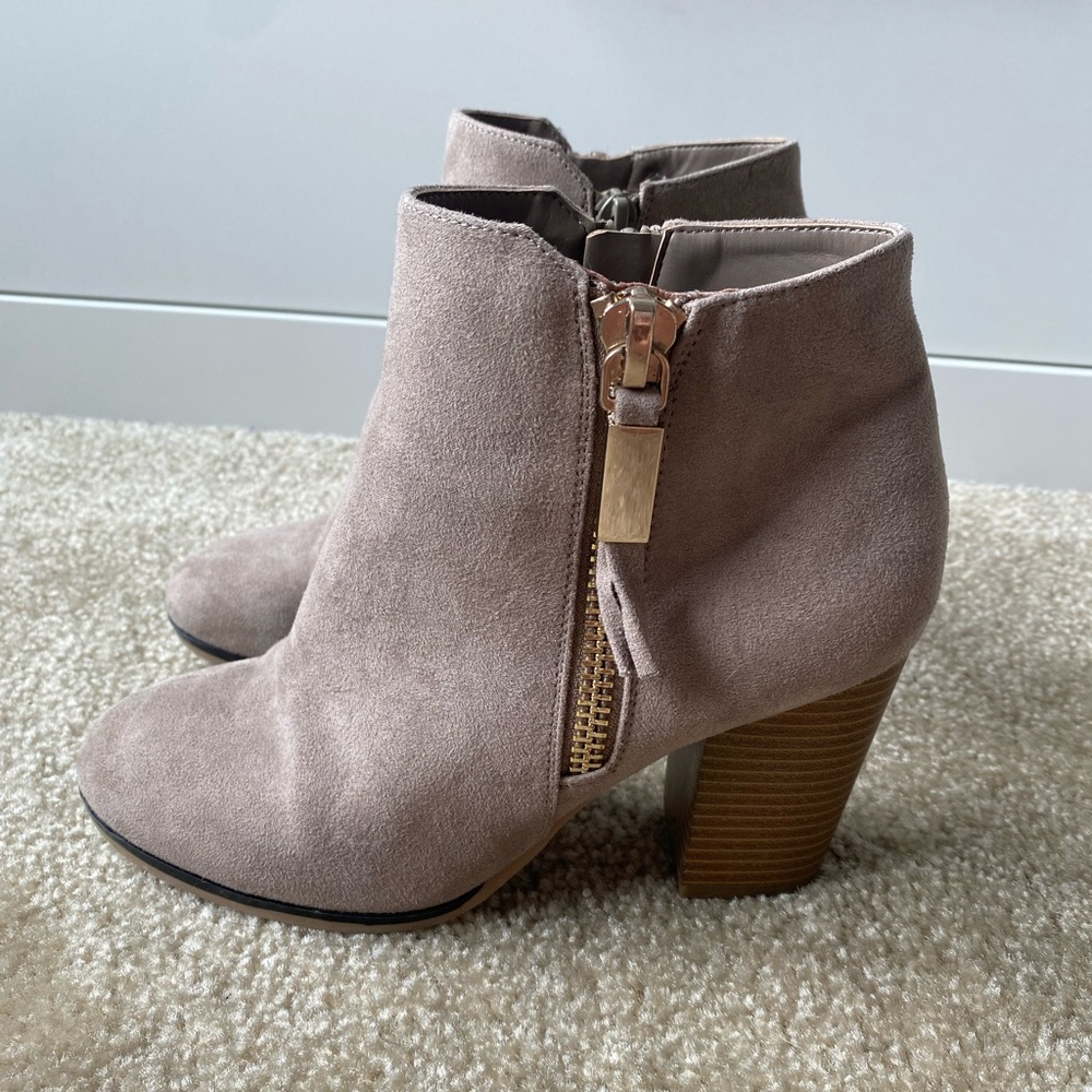 Apt 9 tan suede booties